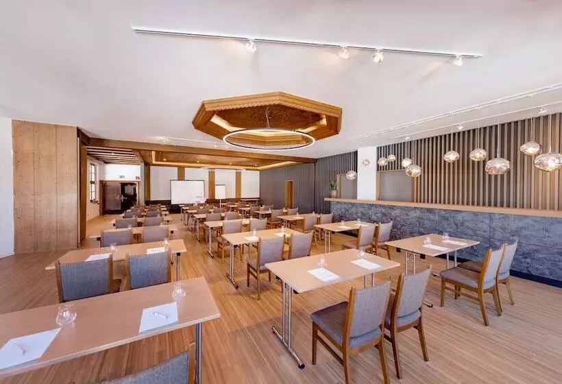 호텔 & Restaurant Becher