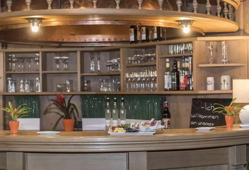 호텔 & Restaurant Becher