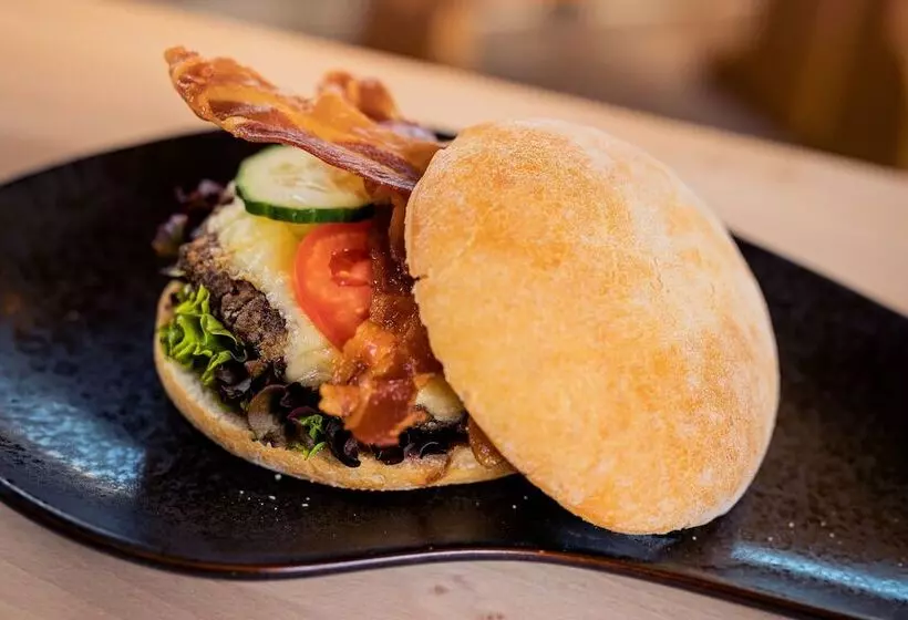 호텔 & Restaurant Becher