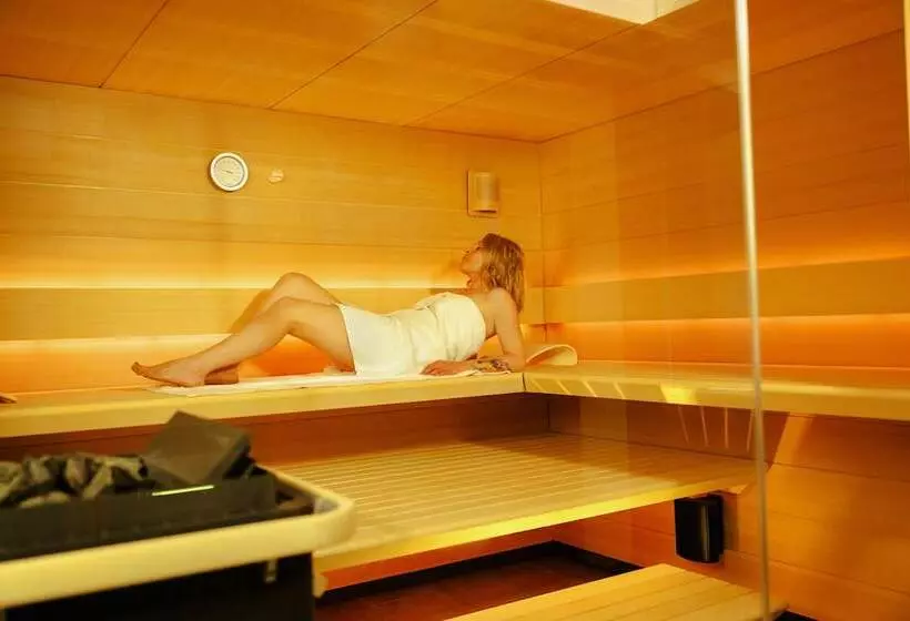 호텔 & Restaurant Becher