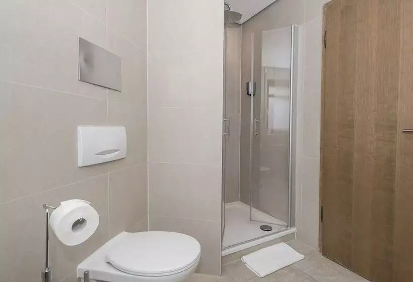 호텔 & Restaurant Becher