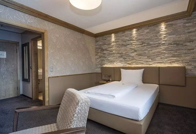 호텔 & Restaurant Becher