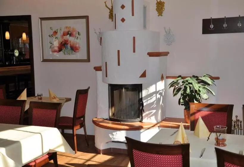 فندق Restaurant Zum Schwan