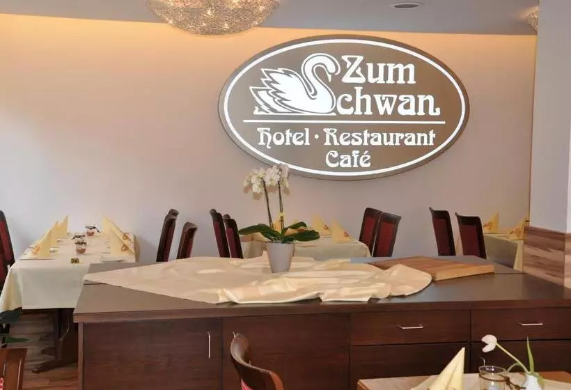فندق Restaurant Zum Schwan