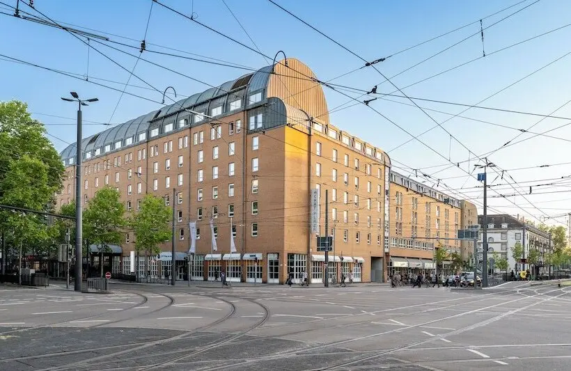 Hotelli The Q - Quadro City