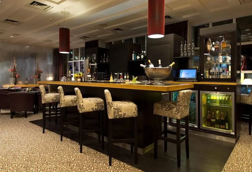 Hotelli The Q - Quadro City