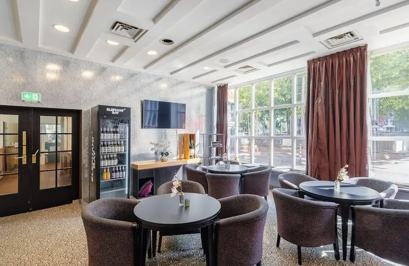 Hotelli The Q - Quadro City