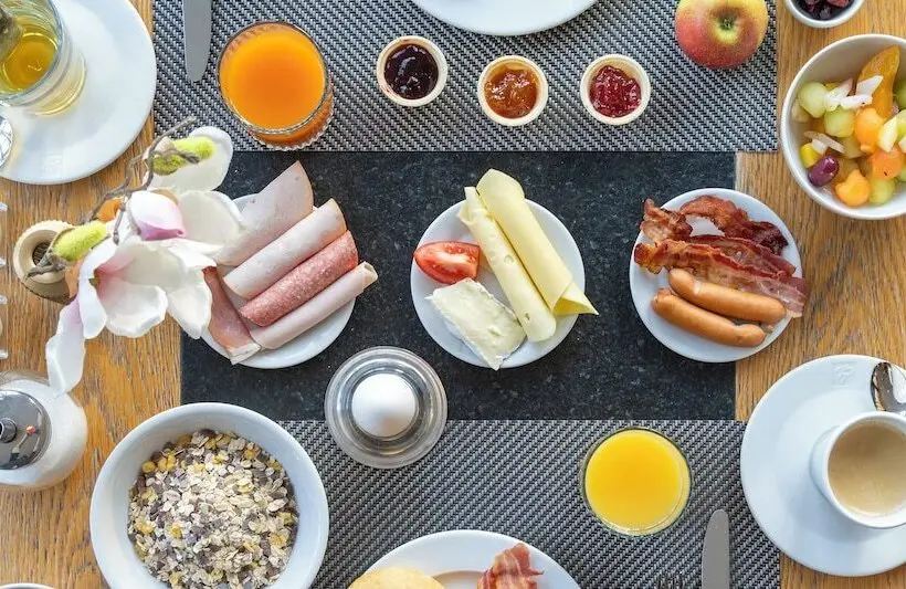 Hotelli The Q - Quadro City