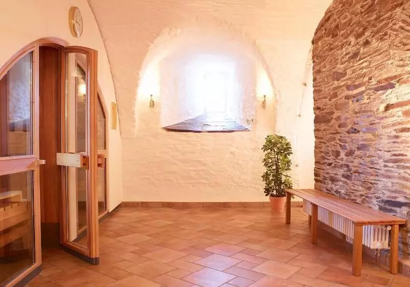 酒店 Und Restaurant Burg Schnellenberg