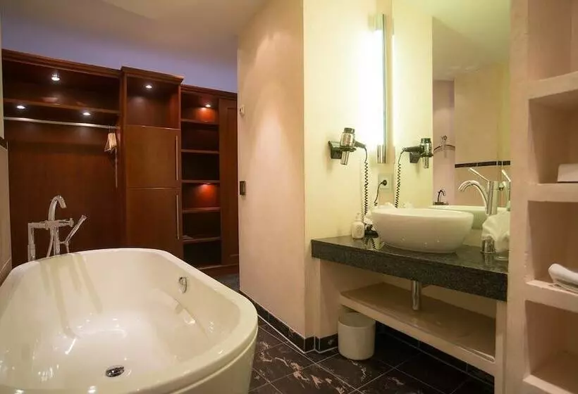 酒店 Zum Roten Bären