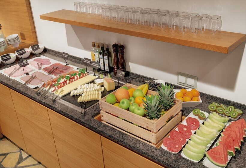 Alpen Hotel München