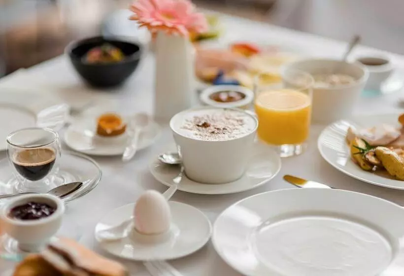 Boutique Hotel Atrium München