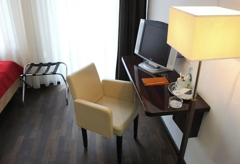 هتل Helvetia Rooms - Self Check-In