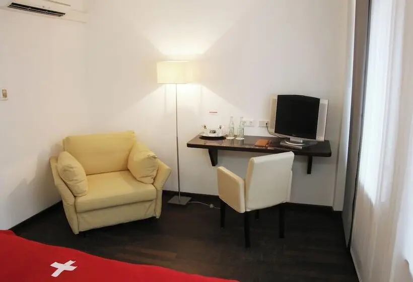 هتل Helvetia Rooms - Self Check-In