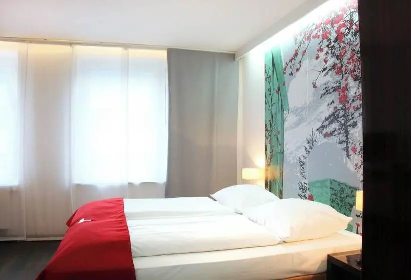 هتل Helvetia Rooms - Self Check-In