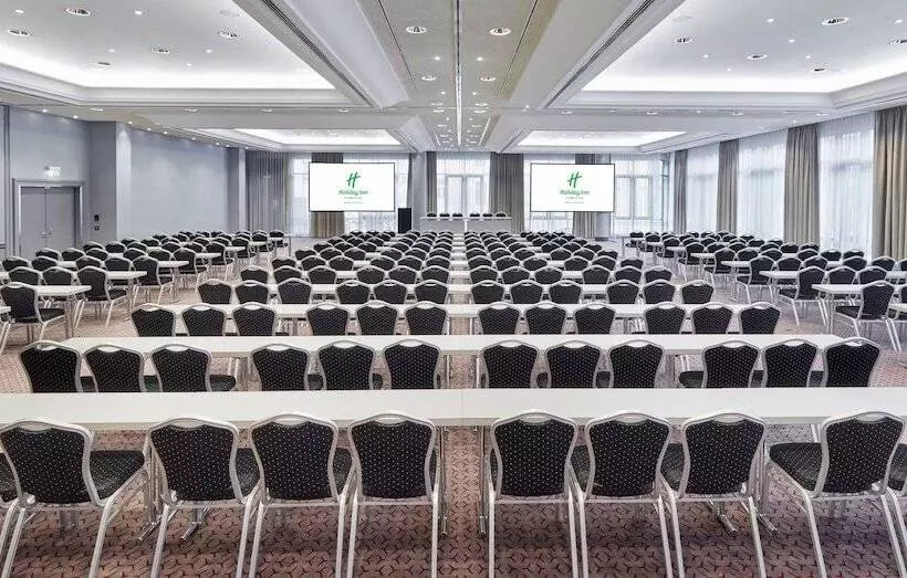 酒店 Holiday Inn Munich City Centre, An Ihg