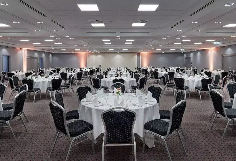 酒店 Holiday Inn Munich City Centre, An Ihg