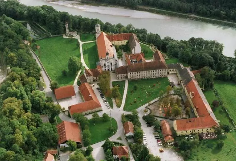 Szálloda Klostergasthof Raitenhaslach