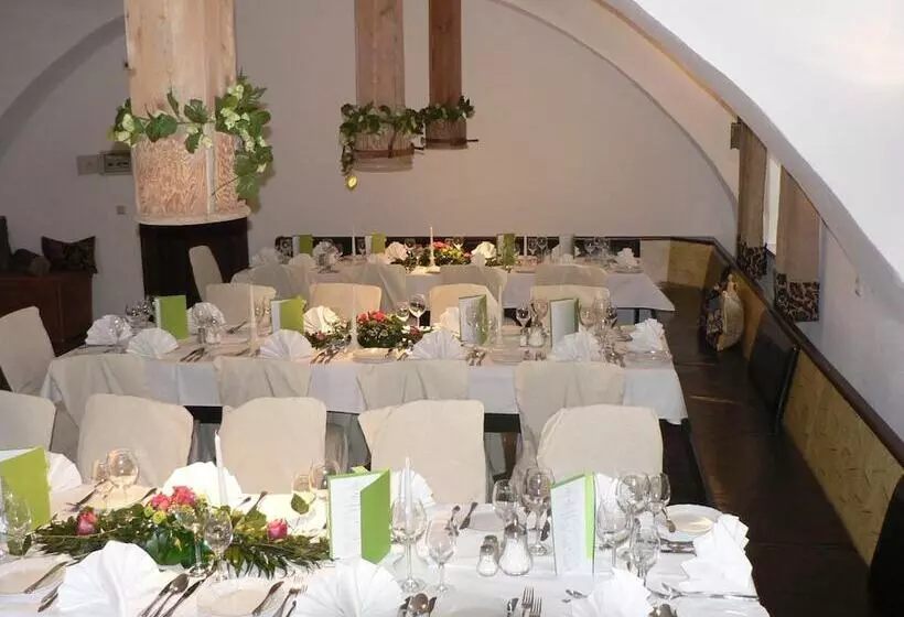 Szálloda Klostergasthof Raitenhaslach