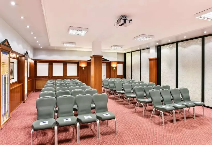 فندق NH Ingolstadt