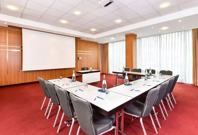 فندق NH Ingolstadt