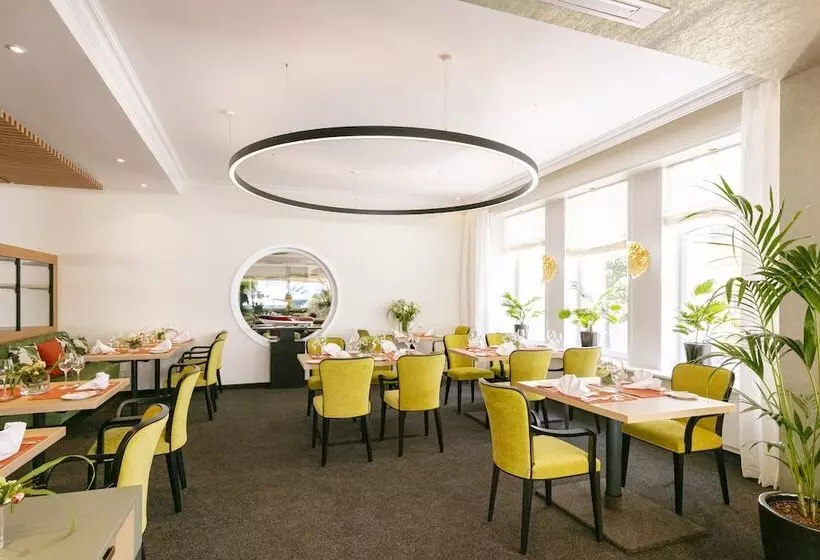 Hotelli Reutemannseegarten