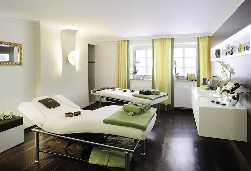 Hotelli Reutemannseegarten