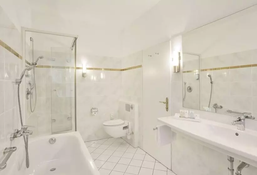 Hotelli Reutemannseegarten