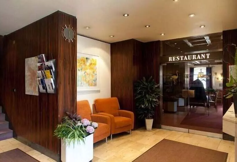 Hotel Strauss
