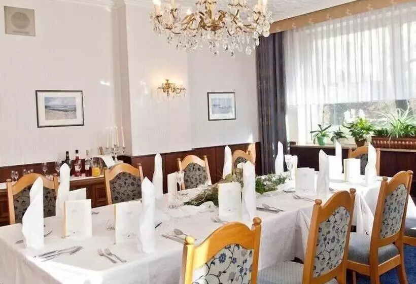 Hotel Strauss