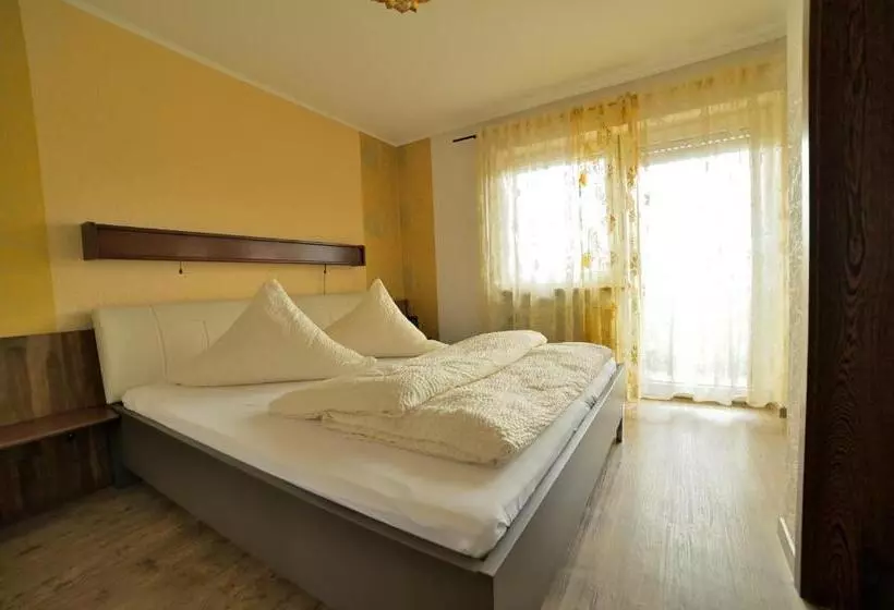 Hotel Zrenners Garni