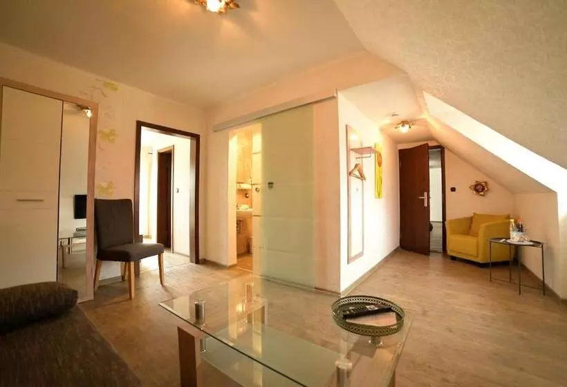 Hotel Zrenners Garni