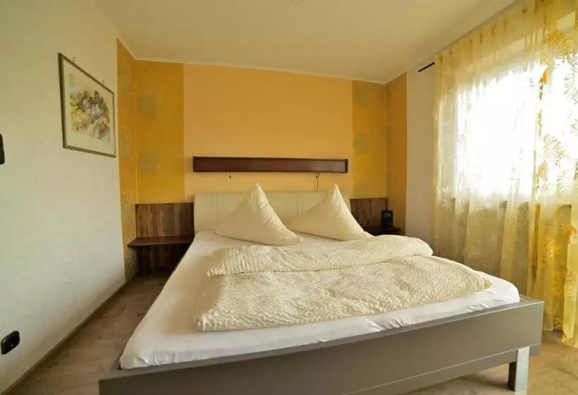 Hotel Zrenners Garni