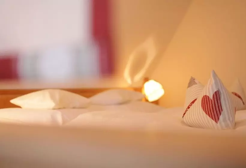 Landidyll Hotel Zum Alten Schloss