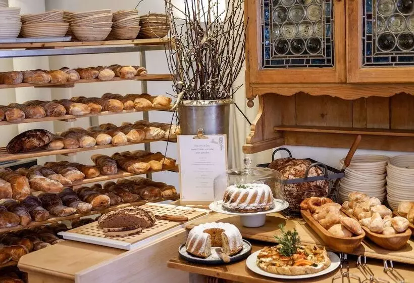 Romantik Hotel Hirschen