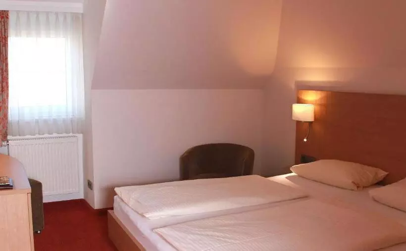 فندق Goldenes Fass In Rothenburg Ob Der Tauber