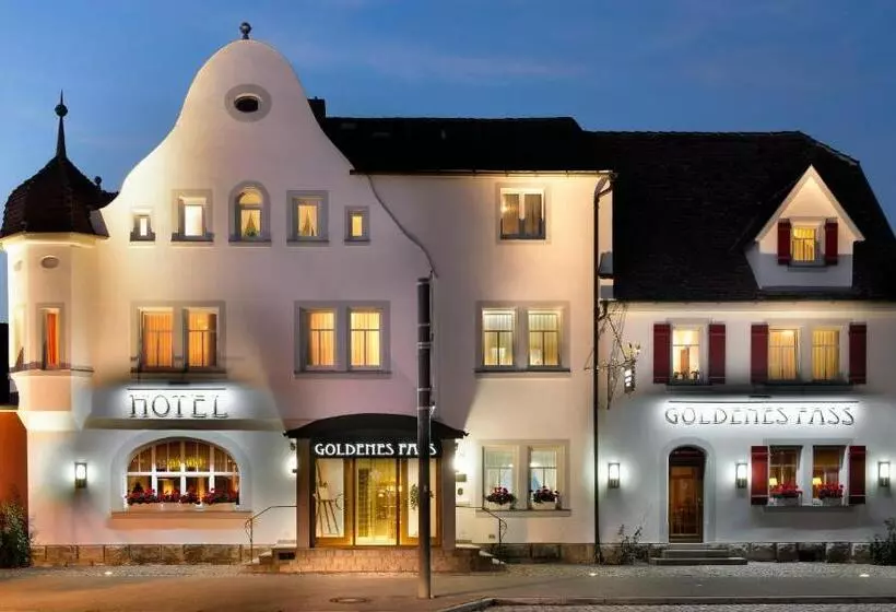 فندق Goldenes Fass In Rothenburg Ob Der Tauber