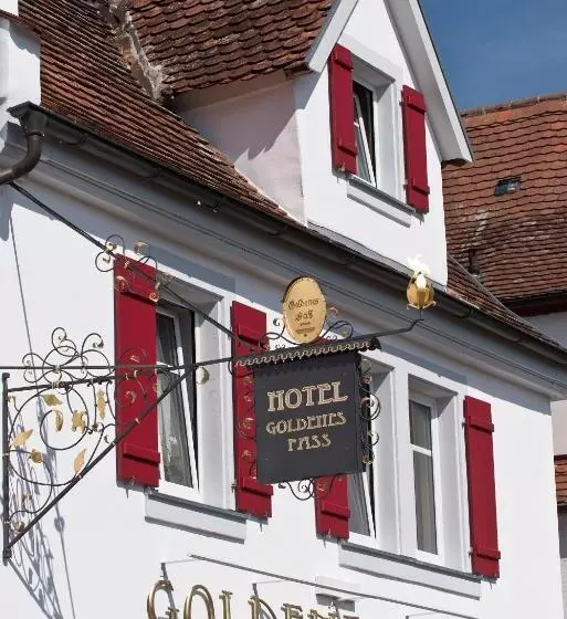 فندق Goldenes Fass In Rothenburg Ob Der Tauber