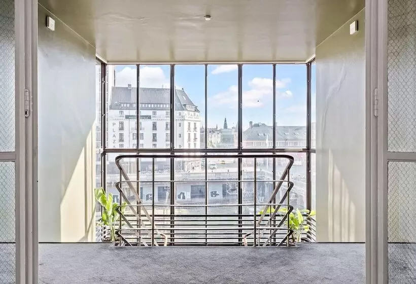 호텔 Astoria, Best Western Signature Collection