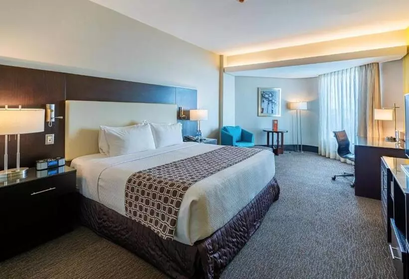 Hotel Crowne Plaza Santo Domingo, An Ihg