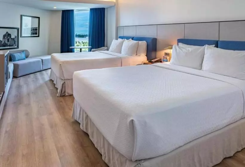 Hotel Crowne Plaza Santo Domingo, An Ihg