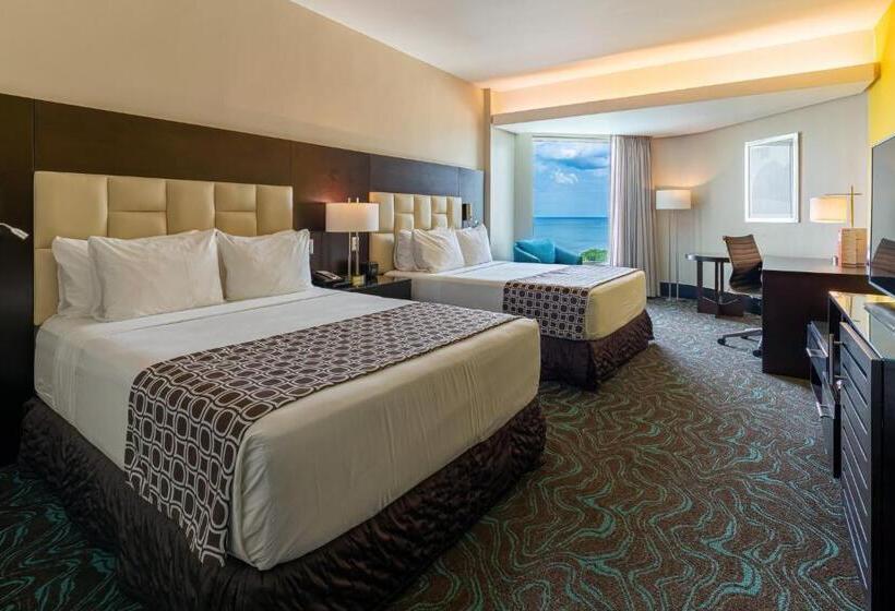 هتل Crowne Plaza Santo Domingo, An Ihg