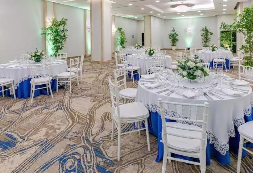 Hotel Crowne Plaza Santo Domingo, An Ihg