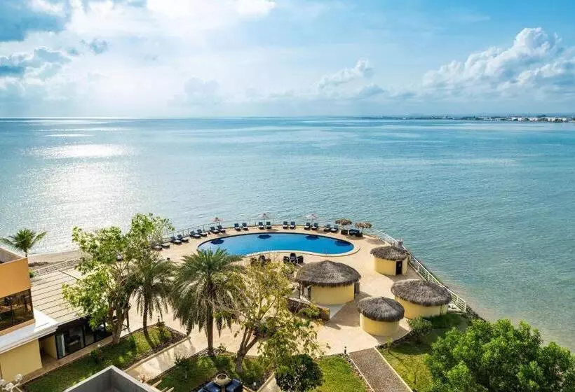 בית מלון כפרי Sheraton Djibouti