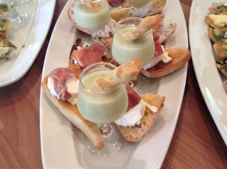 Hotel 19th Green Guesthouse