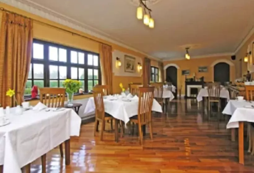 Hotel 19th Green Guesthouse