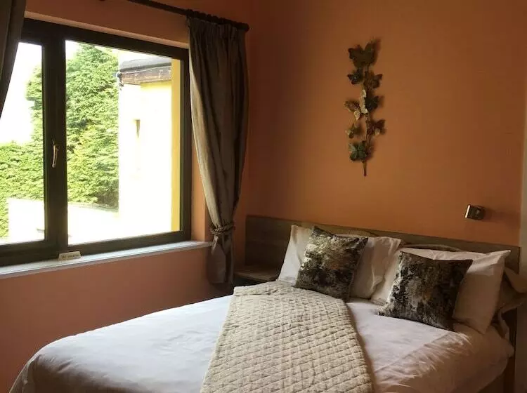 Hotel 19th Green Guesthouse