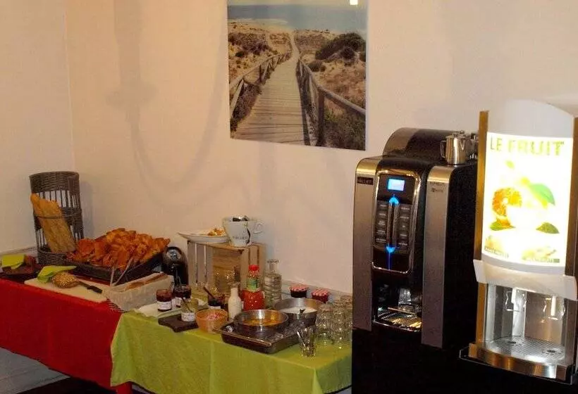 ホテル Auberge Du Cheval Blanc