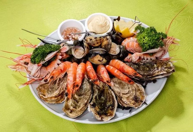 ホテル Auberge Du Cheval Blanc