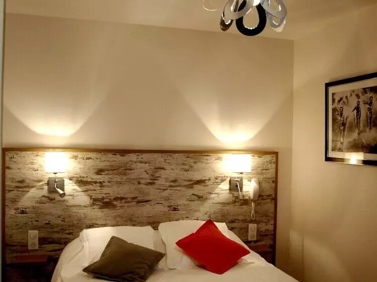 호텔 Auberge Du Cheval Blanc